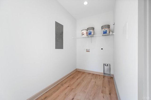 456 North Avenue, Appomattox, VA 24522