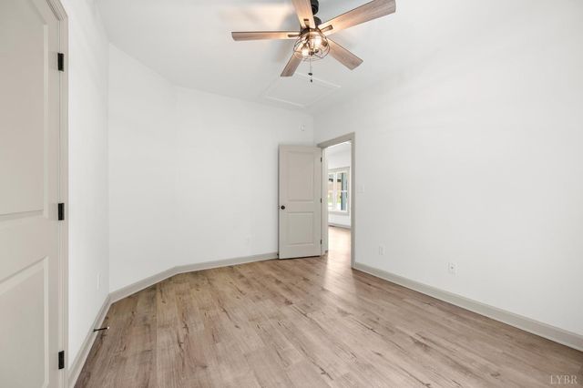 456 North Avenue, Appomattox, VA 24522