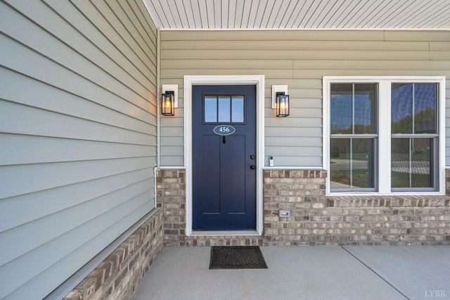 456 North Avenue, Appomattox, VA 24522