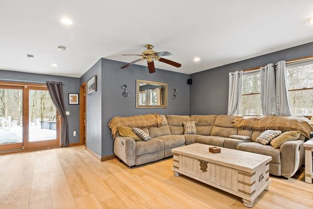 702 Arcade Avenue, Seekonk, MA 02771