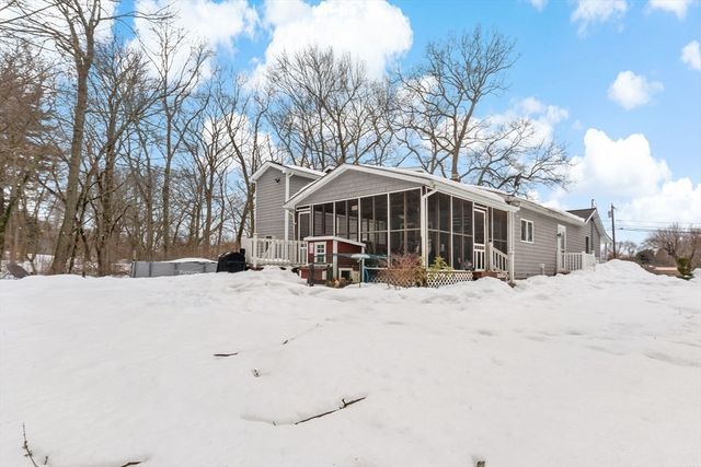 702 Arcade Avenue, Seekonk, MA 02771