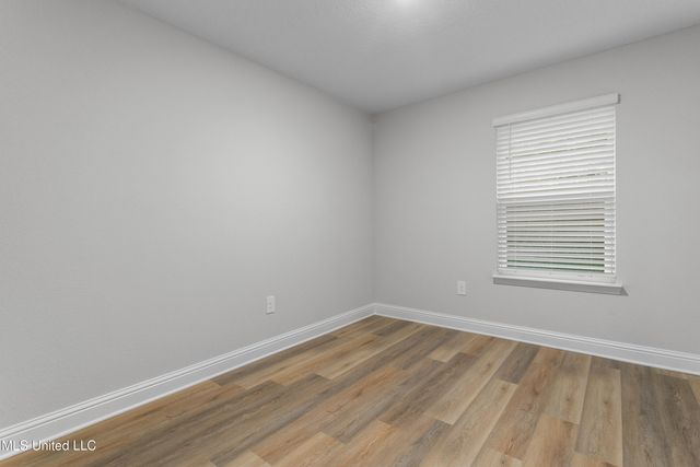 111 Harper Grove Circle, Ocean Springs, MS 39564