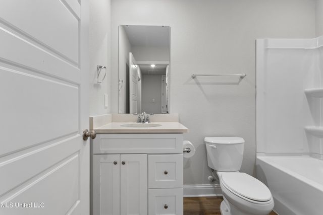 111 Harper Grove Circle, Ocean Springs, MS 39564