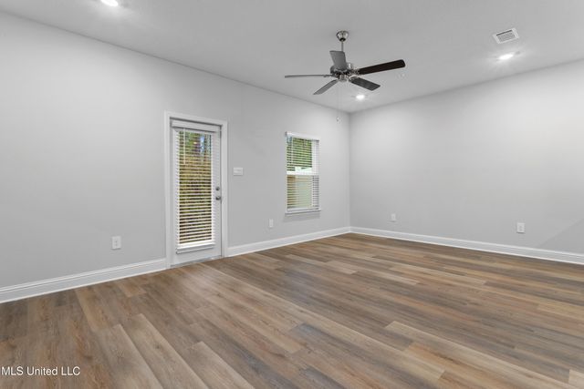 111 Harper Grove Circle, Ocean Springs, MS 39564