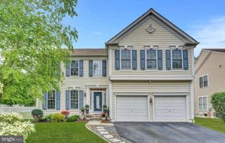 358 E ARMSTRONG DR, Fountainville, PA 18923