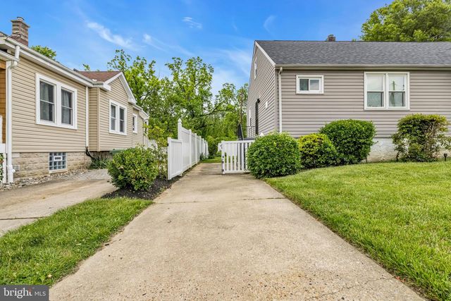 2716 WESTFIELD AVE, Baltimore, MD 21214
