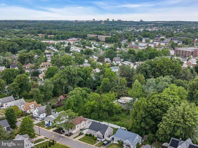 2716 WESTFIELD AVE, Baltimore, MD 21214