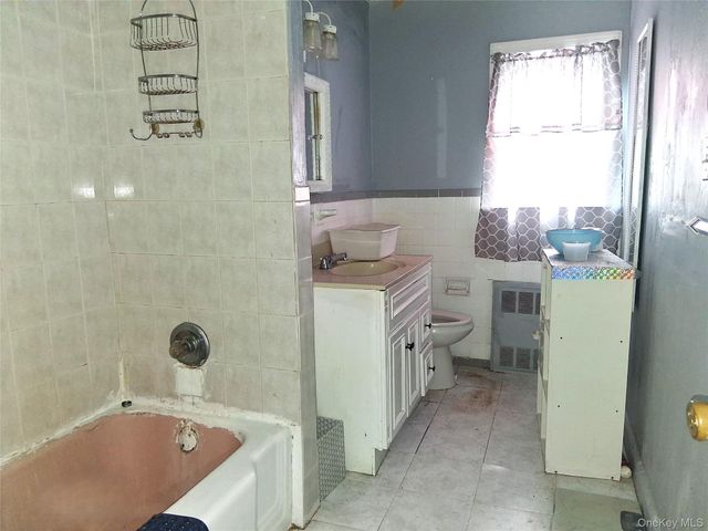 2477 Collier Avenue, Far Rockaway, NY 11691