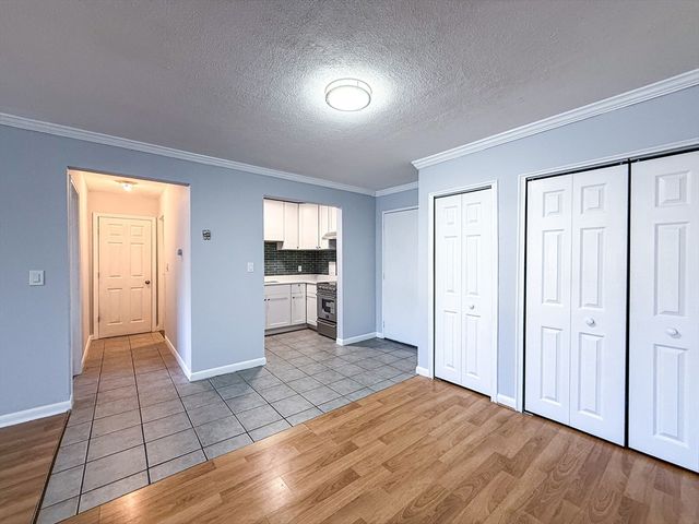 110 Boston Post Rd E 4, Marlborough, MA 01752