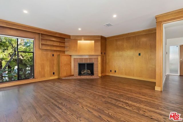 5015 W 8TH Street, Los Angeles, CA 90005