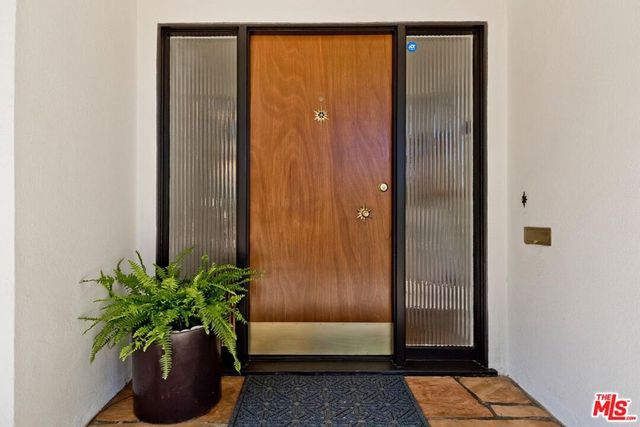 5015 W 8TH Street, Los Angeles, CA 90005