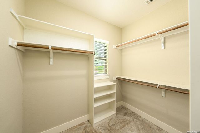 1980 County Road 361, La Vernia, TX 78121
