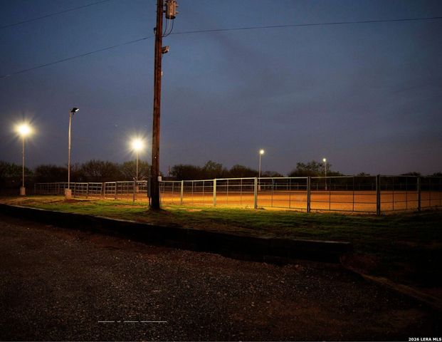 1980 County Road 361, La Vernia, TX 78121
