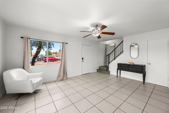 4627 E SOUTHGATE Avenue, Phoenix, AZ 85040