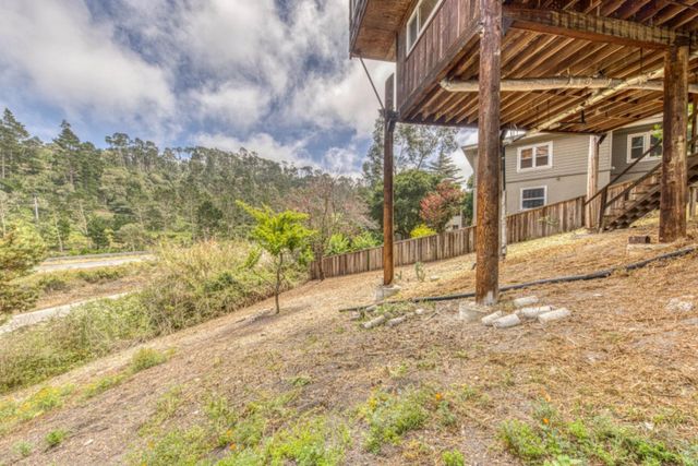 17 Via Castanada, Monterey, CA 93940