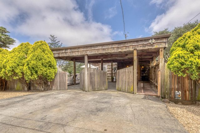 17 Via Castanada, Monterey, CA 93940