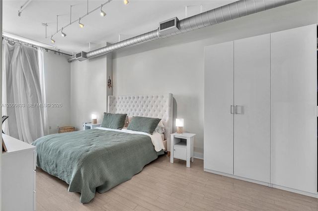 3029 NE 188th St 721, Aventura, FL 33180