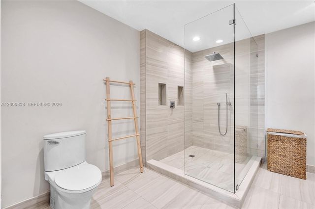 3029 NE 188th St 721, Aventura, FL 33180