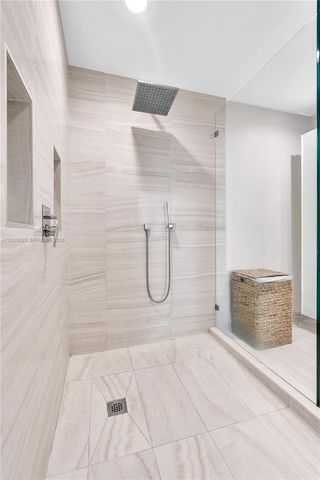 3029 NE 188th St 721, Aventura, FL 33180