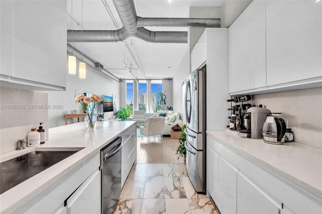 3029 NE 188th St 721, Aventura, FL 33180