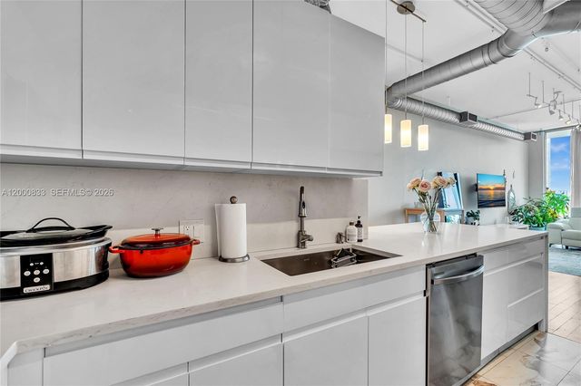 3029 NE 188th St 721, Aventura, FL 33180