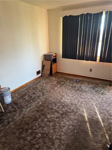 3015 Maryland Ave, N Versailles, PA 15137