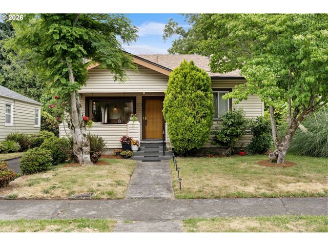 5825 Ne EVERETT St, Portland, OR 97213