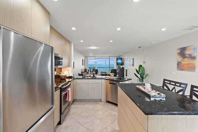 8630 MIDNIGHT PASS ROAD 502A, Sarasota, FL 34242