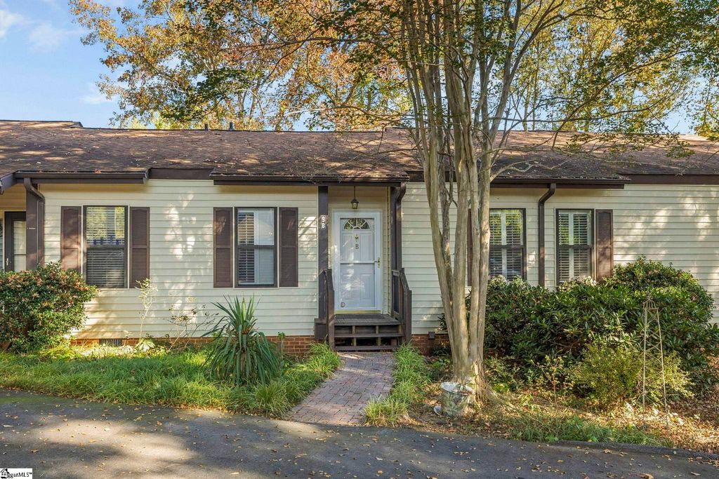 9 Hollywoods Lane Unit B, Simpsonville, SC 29681