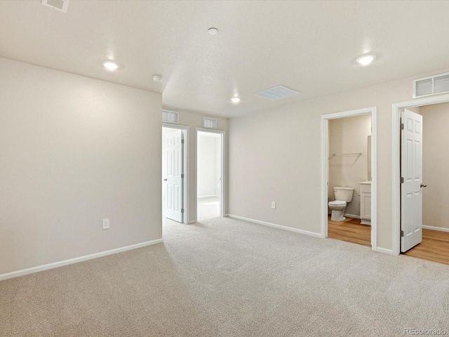 1594 Riverplace Dr 2, Windsor, CO 80550