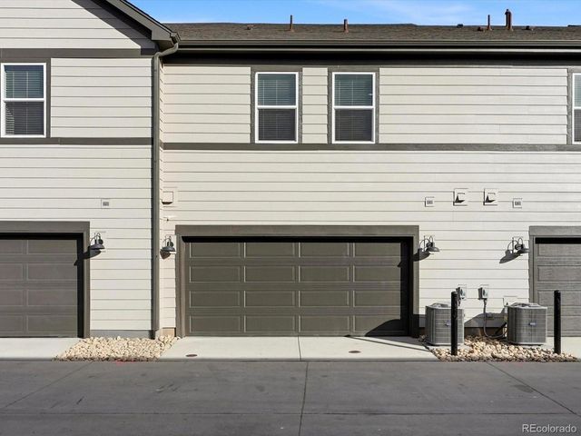 1594 Riverplace Dr 2, Windsor, CO 80550