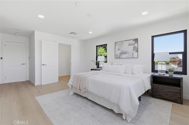 11613 Mcdonald, Culver City, CA 90230