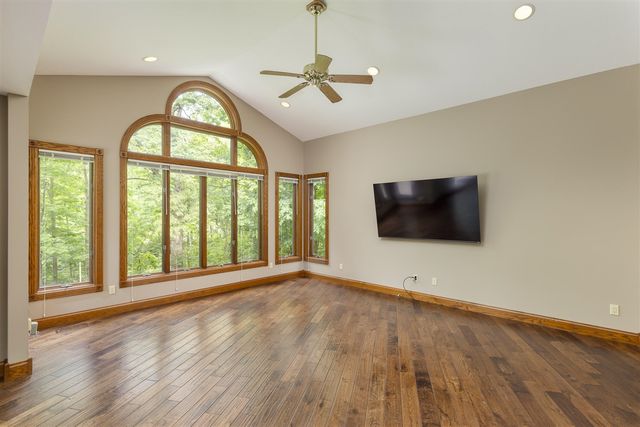 8047 Kraft Avenue, Caledonia, MI 49316