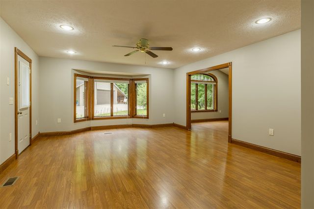 8047 Kraft Avenue, Caledonia, MI 49316