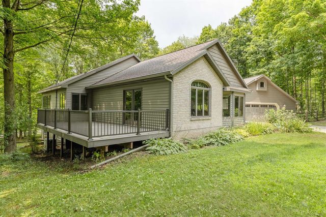 8047 Kraft Avenue, Caledonia, MI 49316