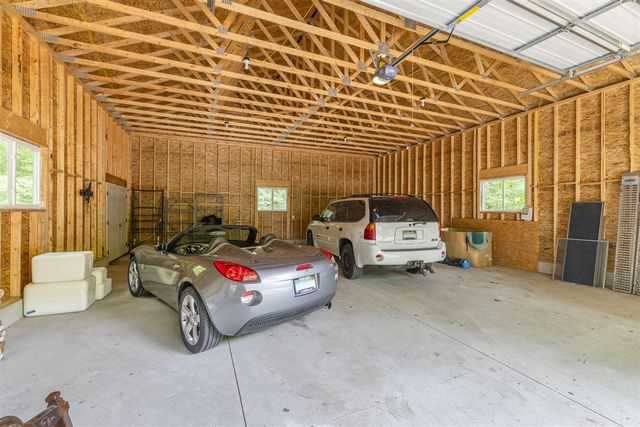 8047 Kraft Avenue, Caledonia, MI 49316