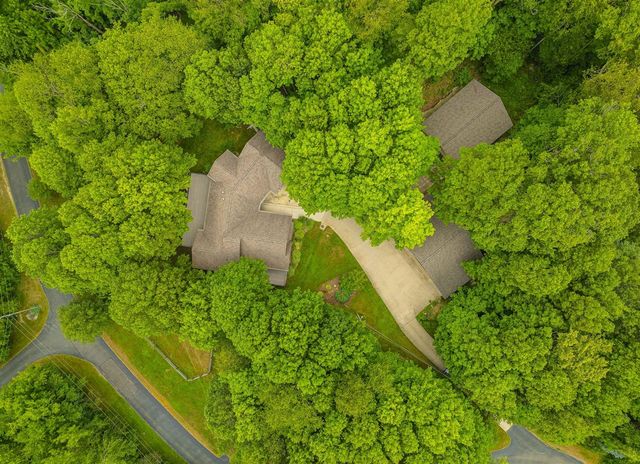 8047 Kraft Avenue, Caledonia, MI 49316