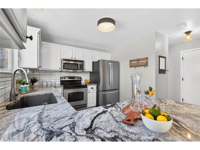 9600 Castle Ridge Cir, Highlands Ranch, CO 80129