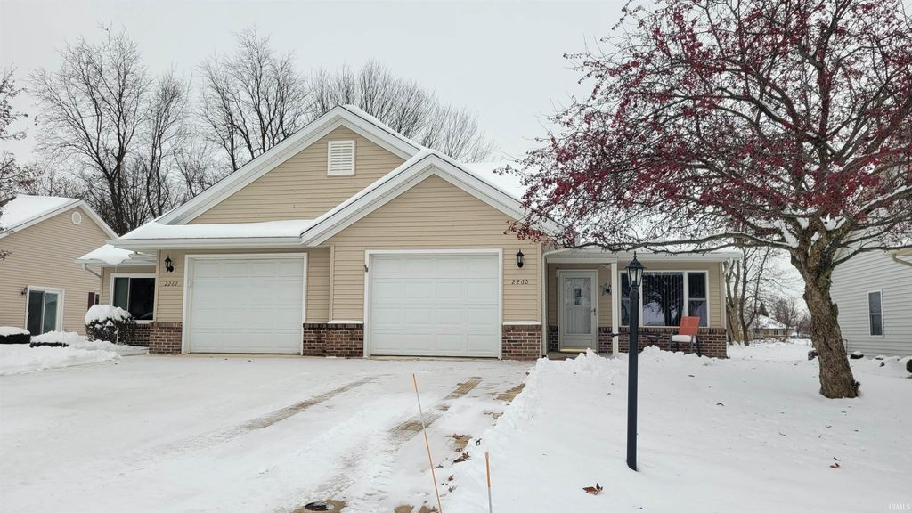 2260 Whitetail Run Street, Warsaw, IN 46582