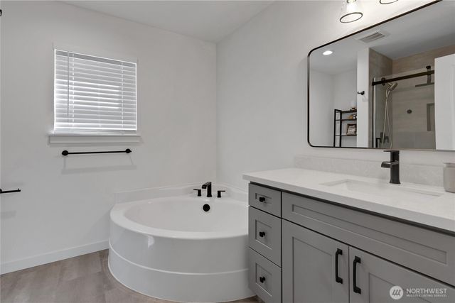 2220 202nd Avenue SW, Lakebay, WA 98349