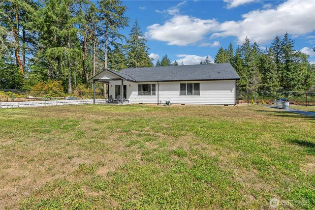 2220 202nd Avenue SW, Lakebay, WA 98349