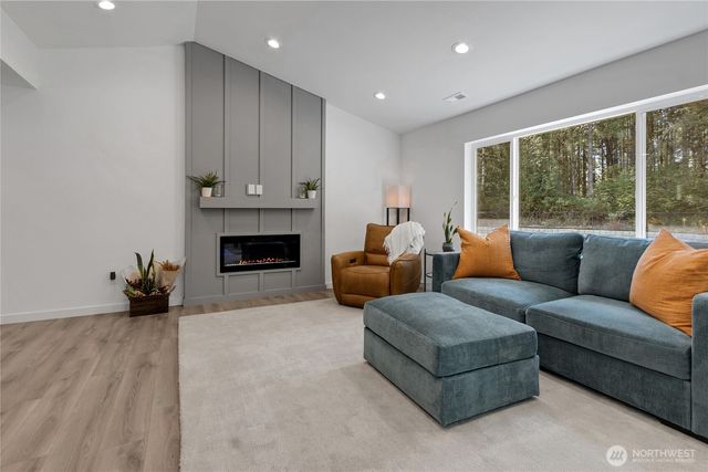 2220 202nd Avenue SW, Lakebay, WA 98349