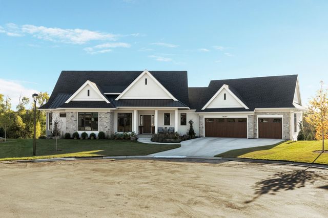 16307 46th Court N, Plymouth, MN 55446