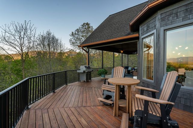4431 Furman Gribble Road, Young Harris, GA 30582