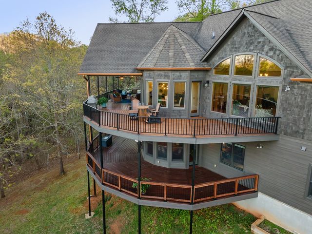 4431 Furman Gribble Road, Young Harris, GA 30582