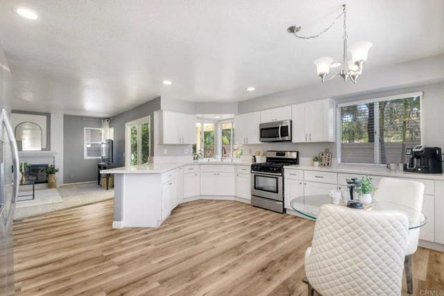 2116 Wedgewood Drive, Oceanside, CA 92056
