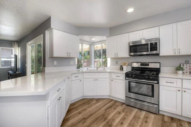 2116 Wedgewood Drive, Oceanside, CA 92056