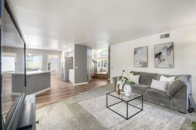 2116 Wedgewood Drive, Oceanside, CA 92056