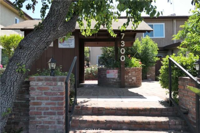 7300 Lennox, Van Nuys, CA 91405