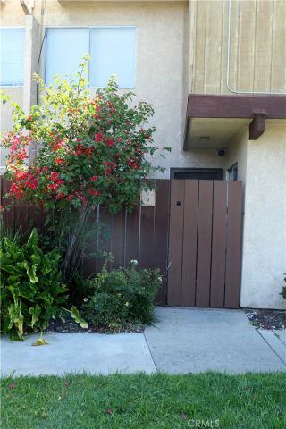 7300 Lennox, Van Nuys, CA 91405